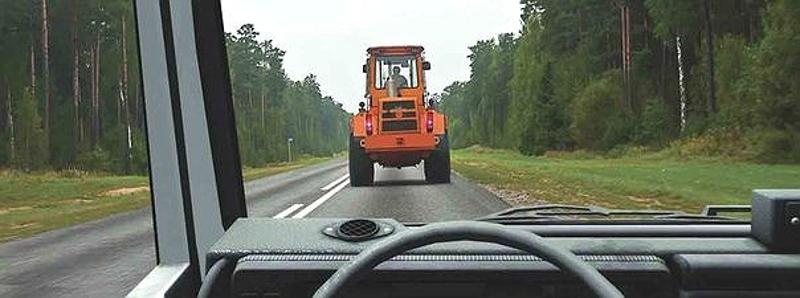 Вопрос №5 билета №17: Можно ли Вам выполнить обгон при наличии этой разметки?