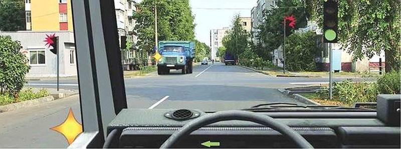 Вопрос №13 билета №30: В каком случае Вы обязаны уступить дорогу грузовому автомобилю?