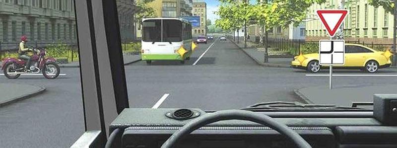 Вопрос №15 билета №31: Кому Вы обязаны уступить дорогу при движении прямо?