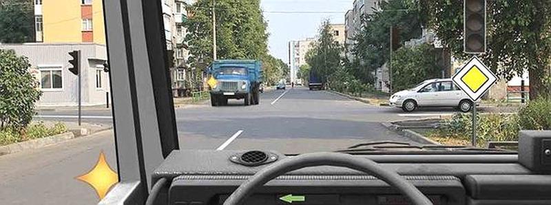 Вопрос №15 билета №36: Как Вам следует поступить при повороте налево?