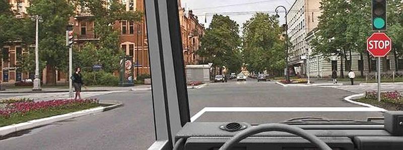 Вопрос №13 билета №3: При движении прямо Вы: