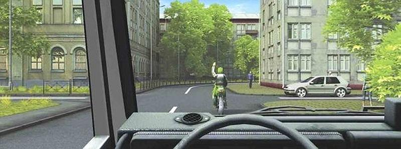 Вопрос №7 билета №5: Поднятая вверх рука водителя мотоцикла является сигналом, информирующим Вас о его намерении: