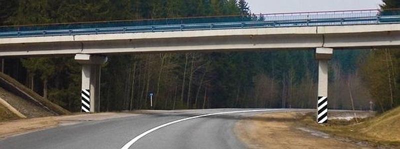 Вопрос №5 билета №10: Такой вертикальной разметкой обозначают: